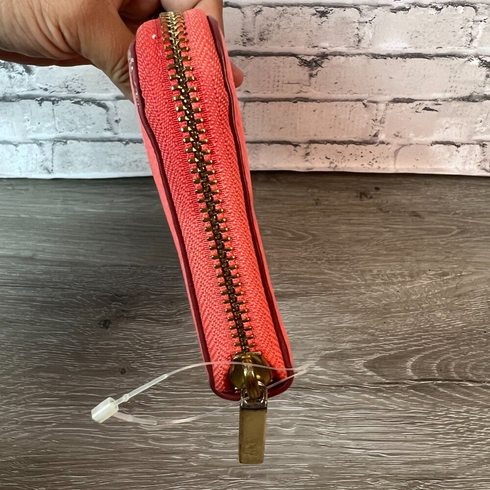 Tory Burch Women's Amanda Continental Leather Wallet Coral - Picture 6 of 9